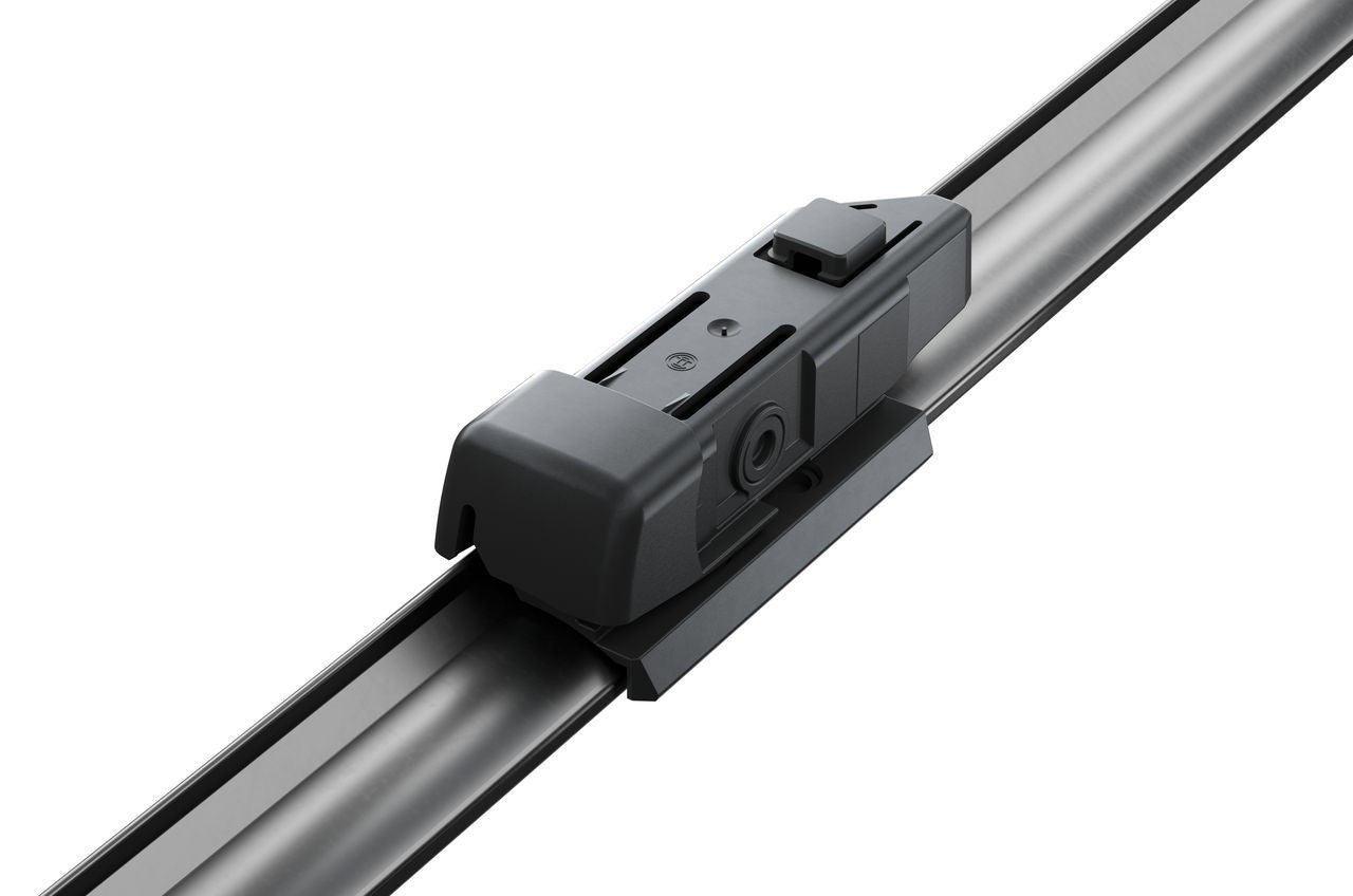 Bosch Set of Front Wiper Blades 3397007557 - 28 - 16 in - A100S