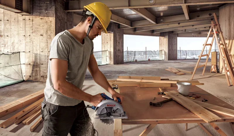 Bosch Circular Saw GKS 140 Professional 1400 Watt 7.25 Inch – 06016B30K1